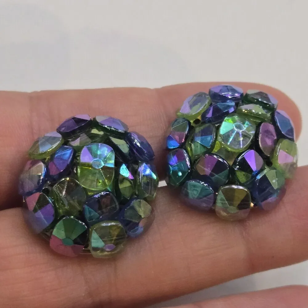 Vintage Vogue Aurora Borealis Oil Slick Iridescent Clip On Clusters Earrings